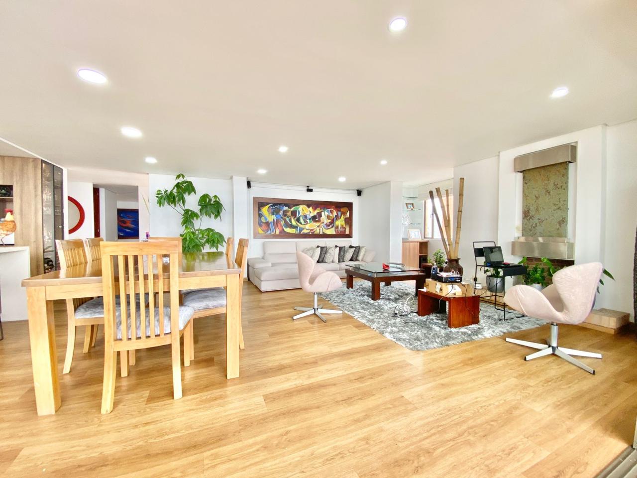 Se Arrienda Apartamento En El Poblado, Medellín