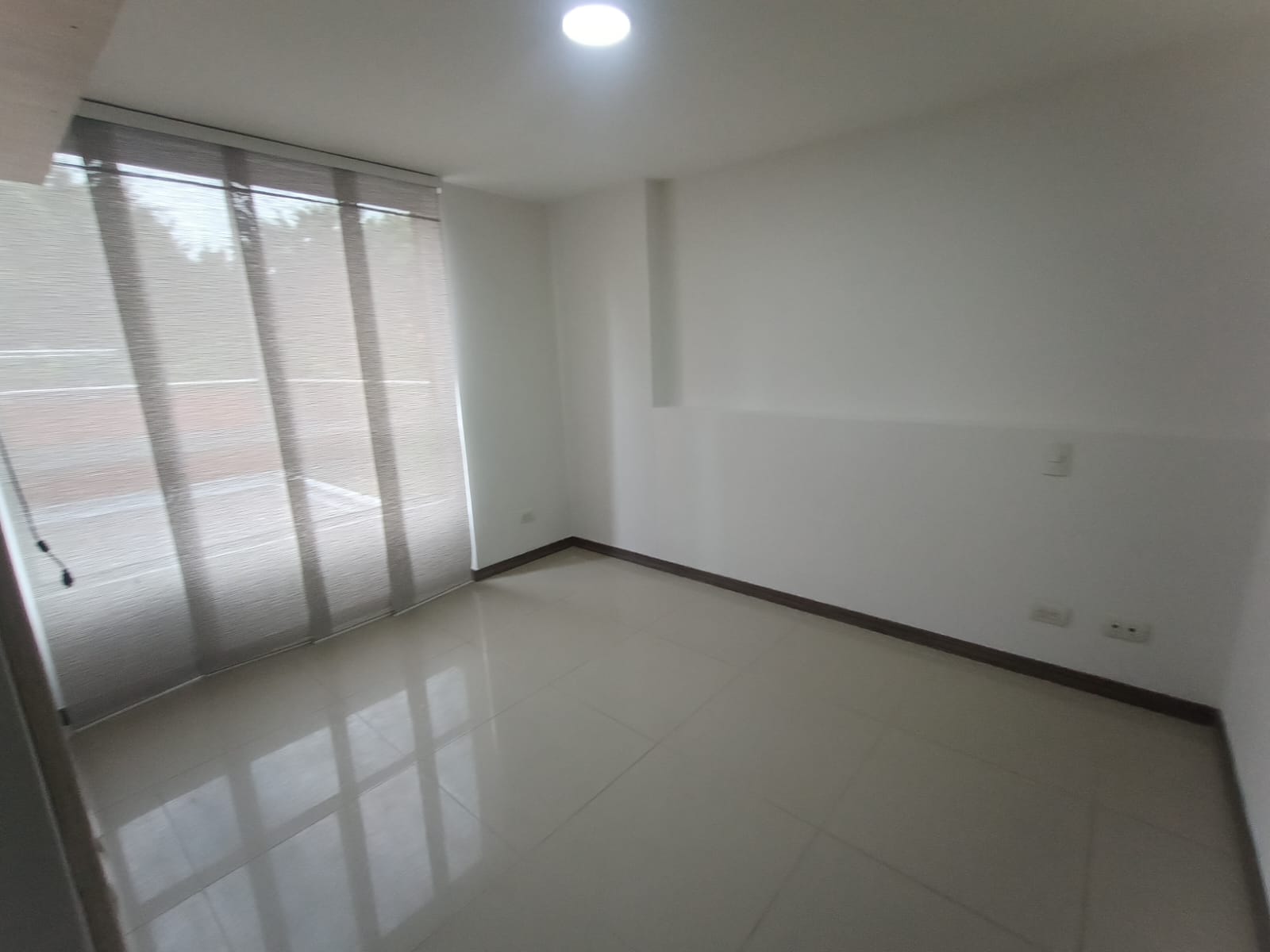 Se Arrienda Apartameto con Terraza en Pilarica, Medellín