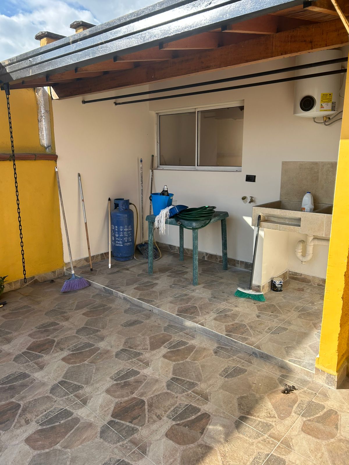 Se Arrienda Apartamento en Santa Lucía, Medellin