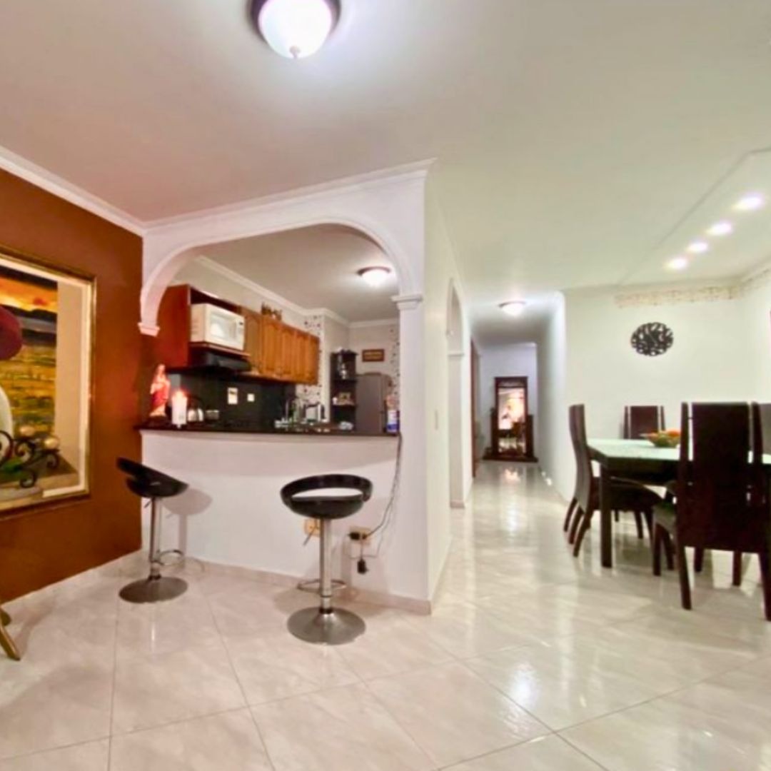 APARTAMENTO EN VENTA BARRIO EL PORTAL ENVIGADO