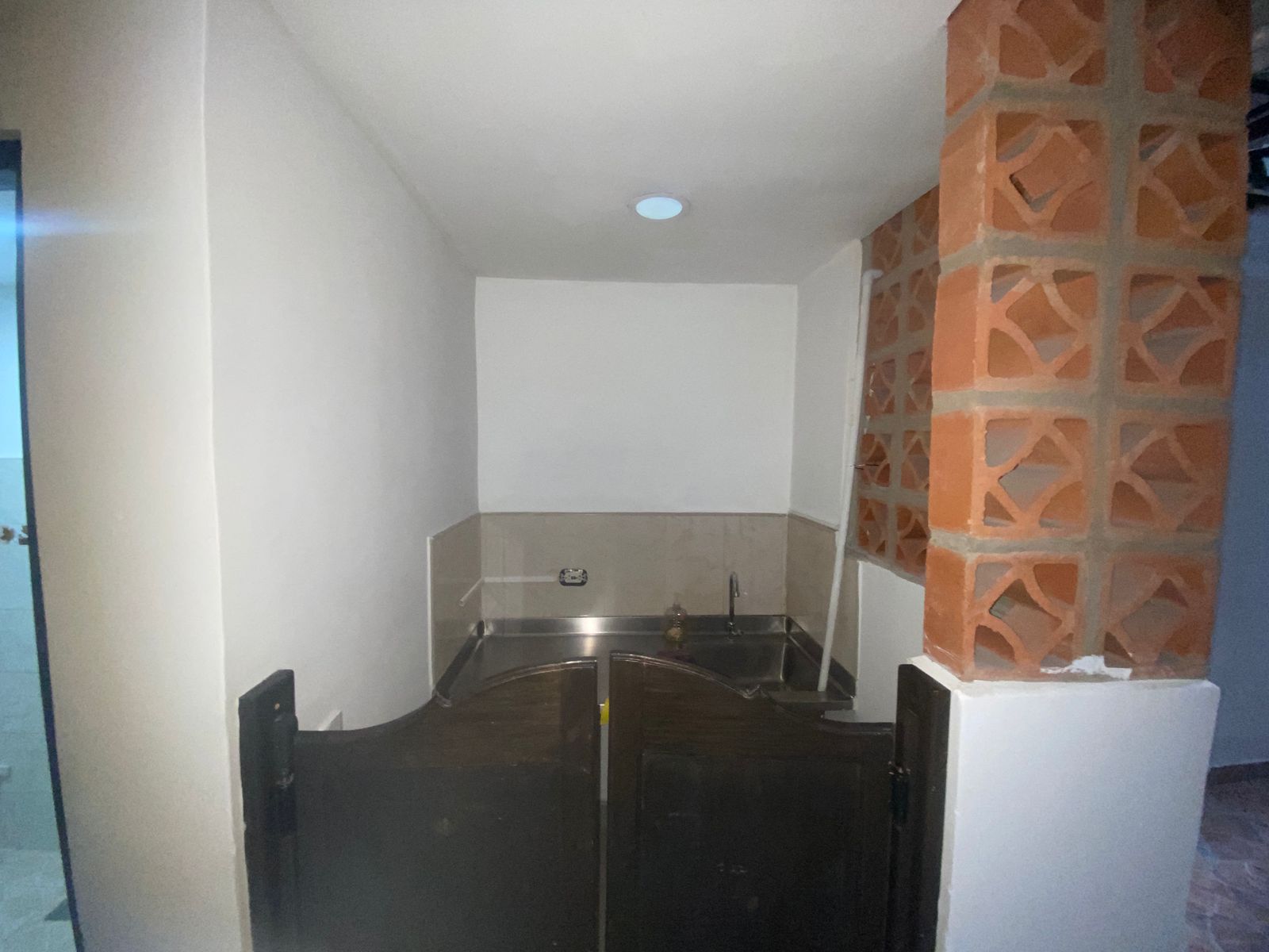 Amplia Oficina para Arriendo en Suramericana, Medellín