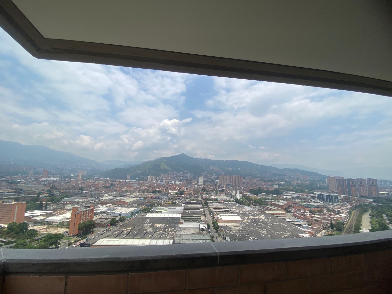 Apartamento Nuevo para la Venta en Envigado