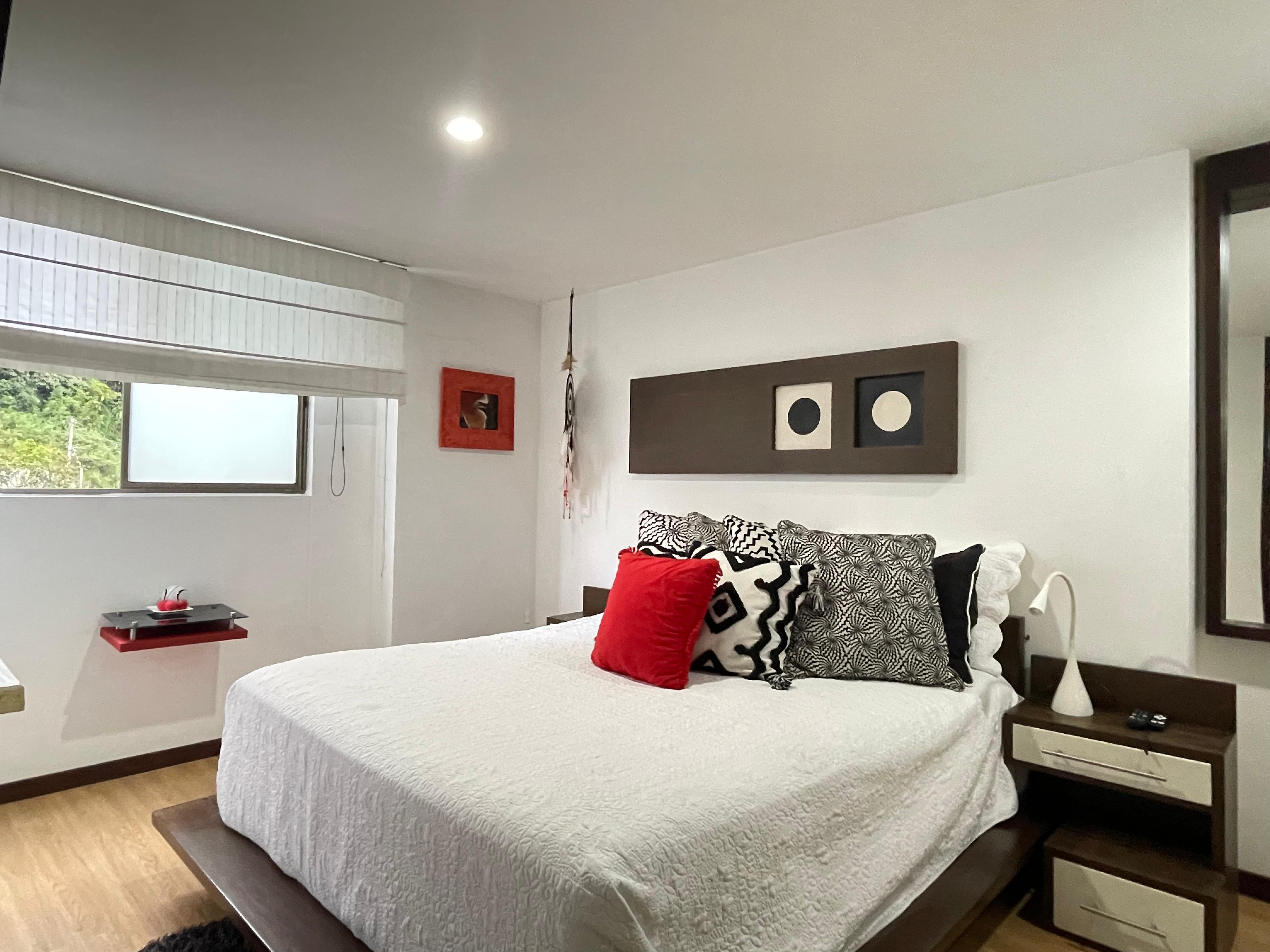 Se Arrienda Apartamento Amoblado En La Abadía, Envigado