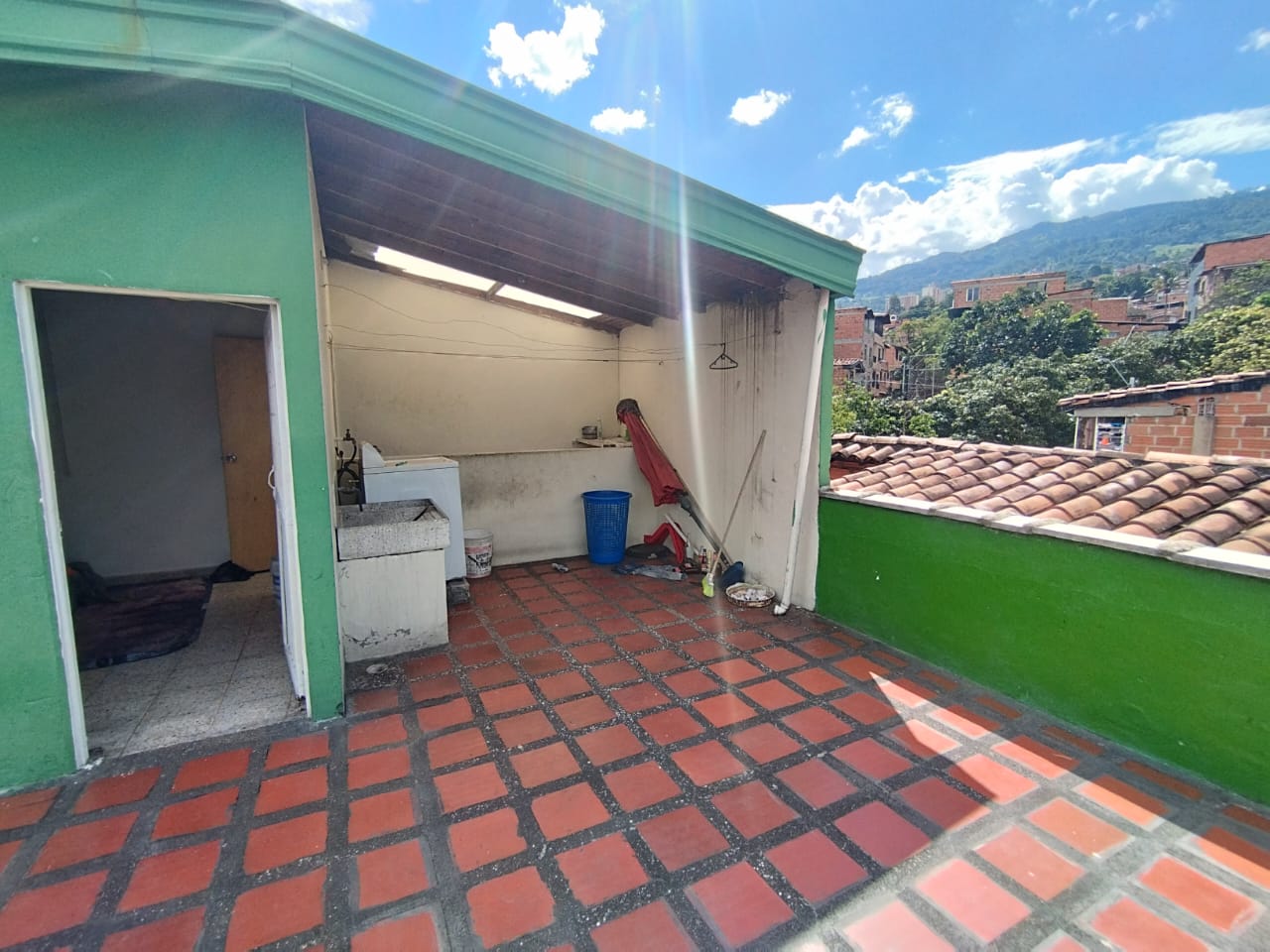 Se Vende Casa Esquinera, en Robledo Villa Flora, Medellín