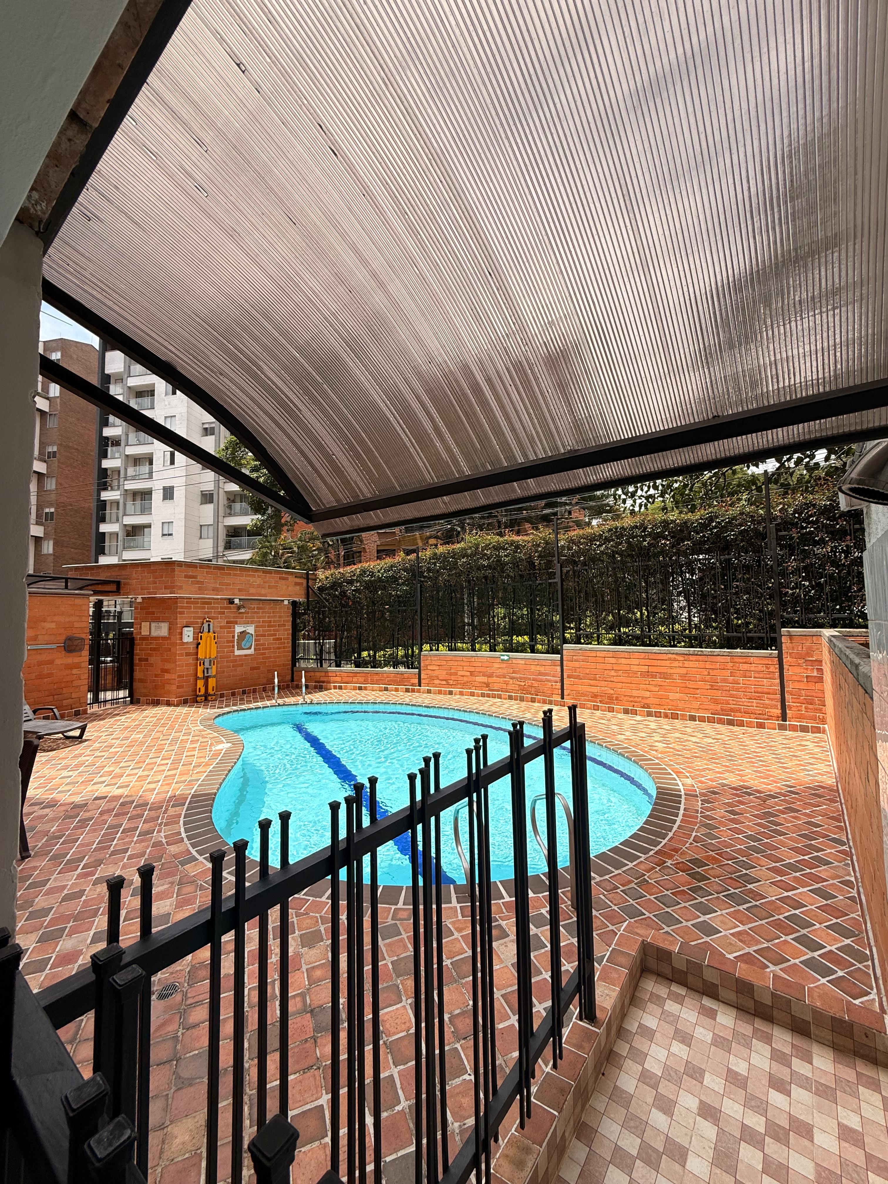 Moderno Apartamento para Arriendo en Robledo, Pilarica