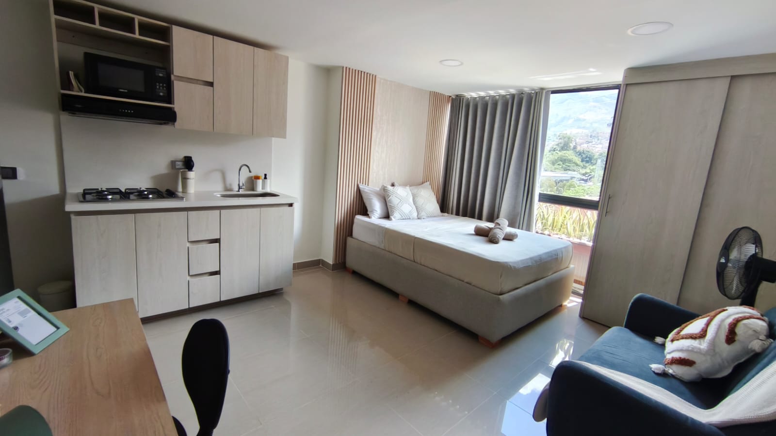 Se Arrienda Apartaestudio Amoblado, en San Javier, Medellín