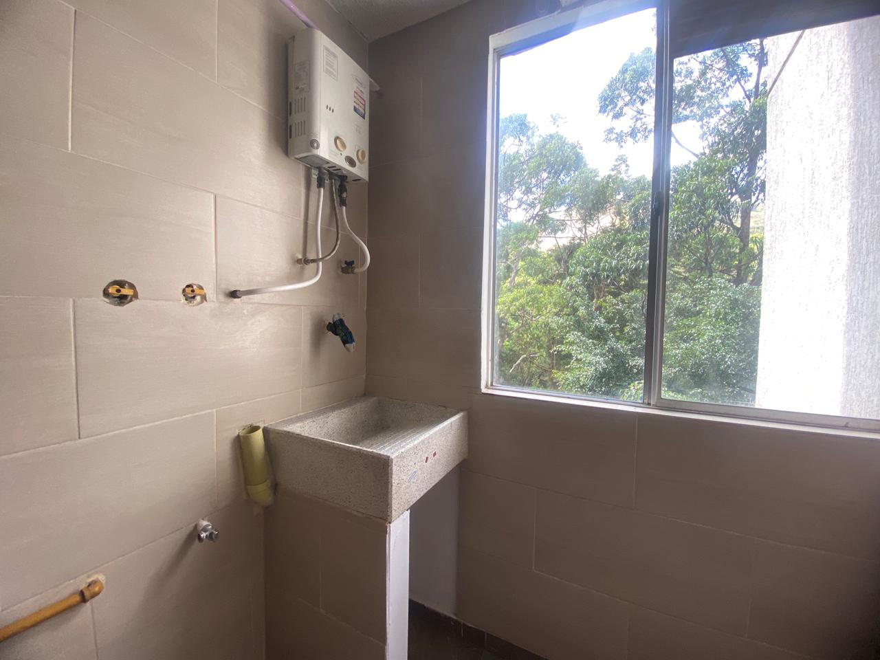 Se Arrienda Amplio e Iliminado Apartamento en Madera, Bello