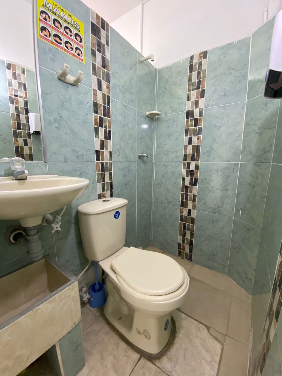 Se Arrienda Local Comercial En Simón Bolívar, Santa Teresita