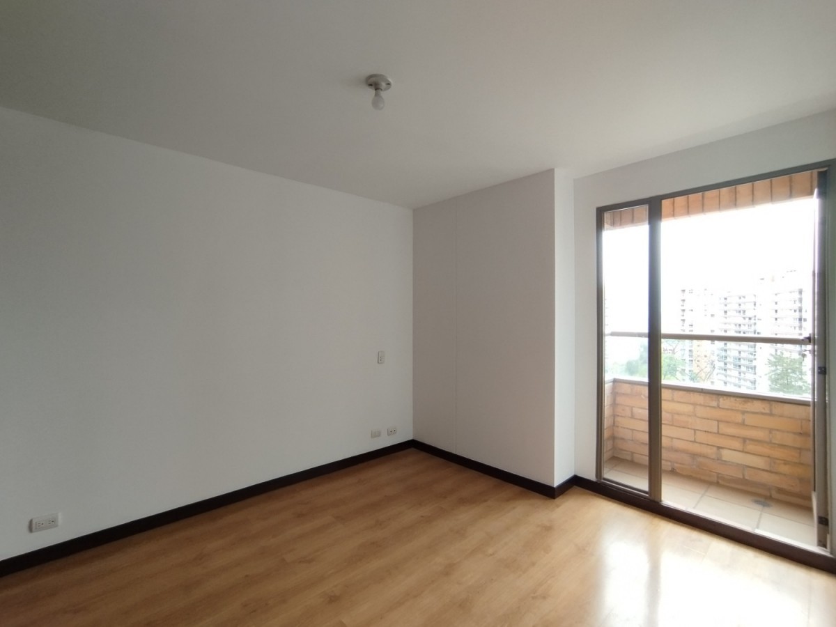 Se Arrienda Apartamento en los Balsos, El Poblado, Medellín