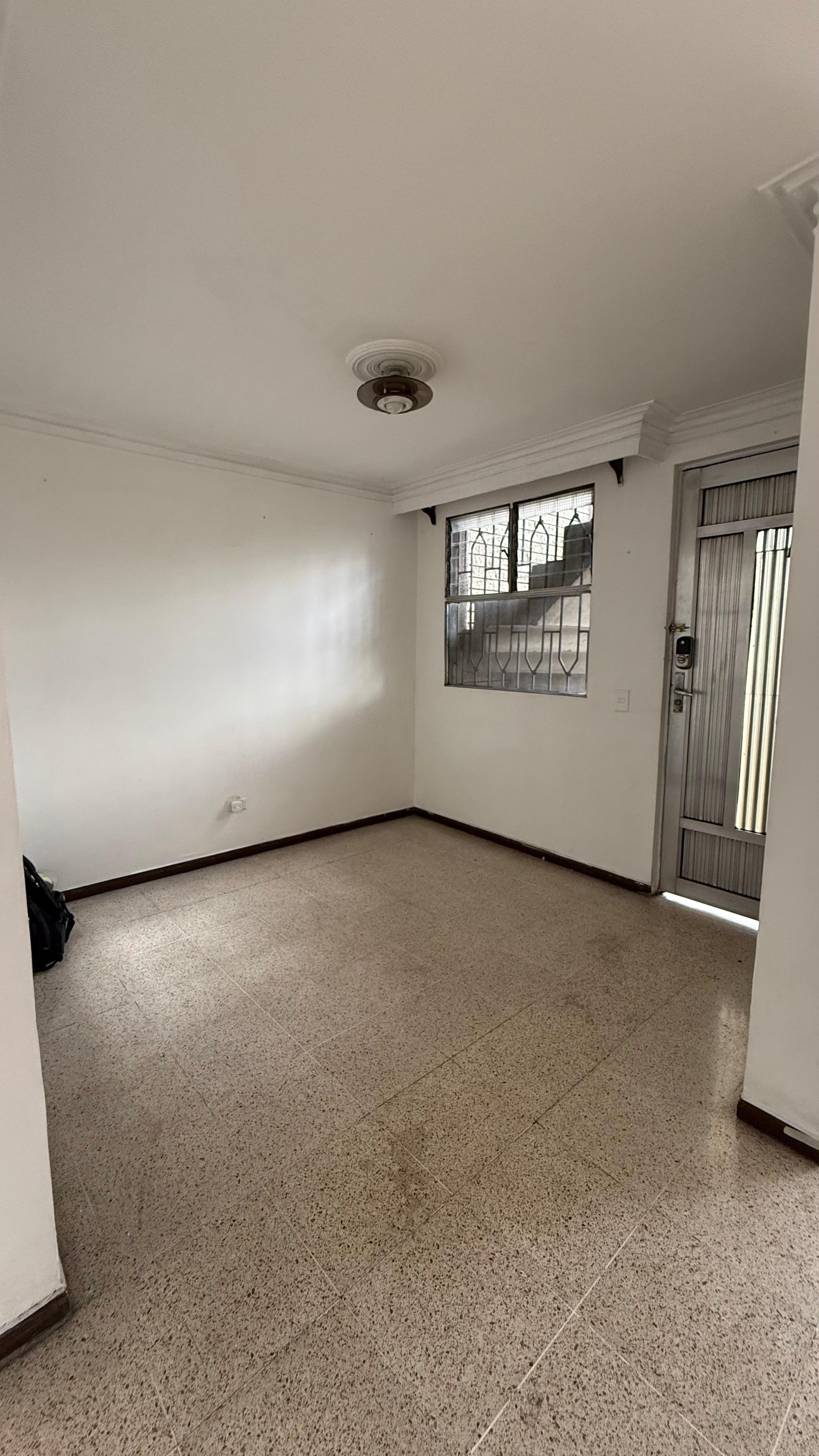 Se Arrienda Casa En Belén Las Mercedes, Medellín