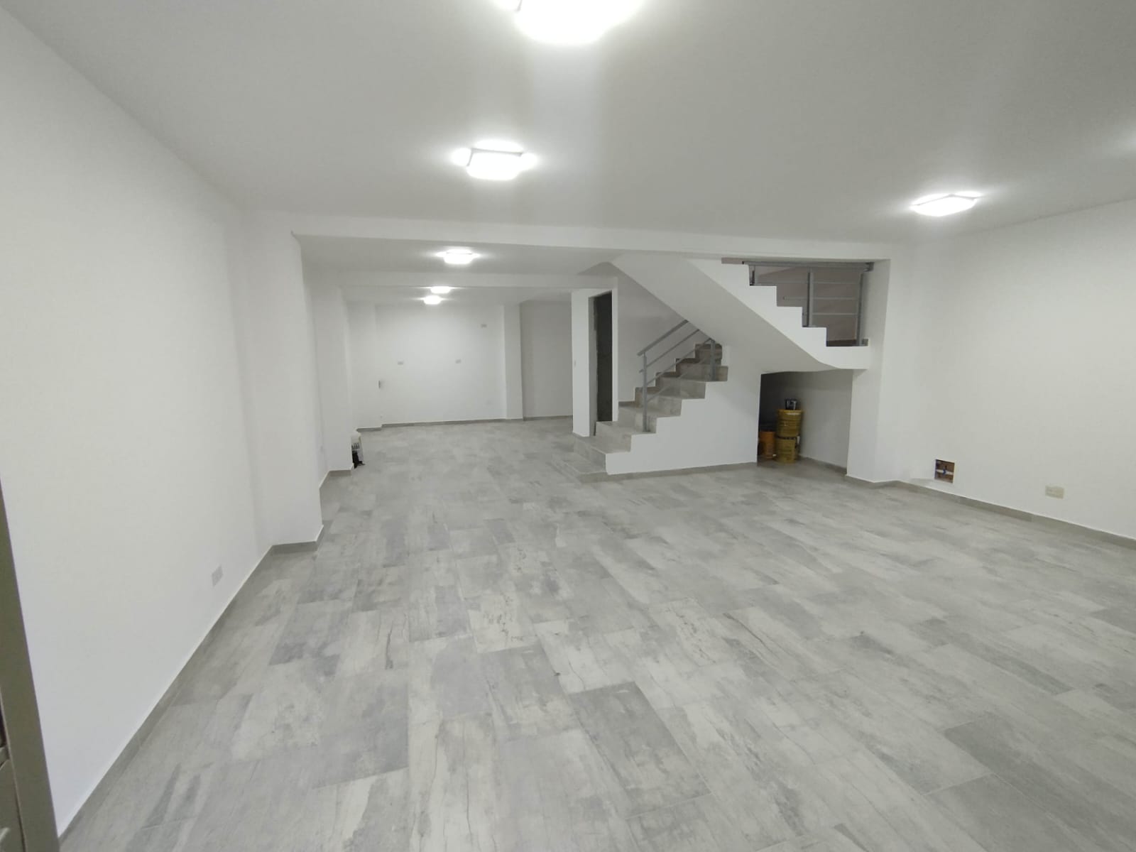 Se arrienda casa para negocio Suba Lombardía Bogotá