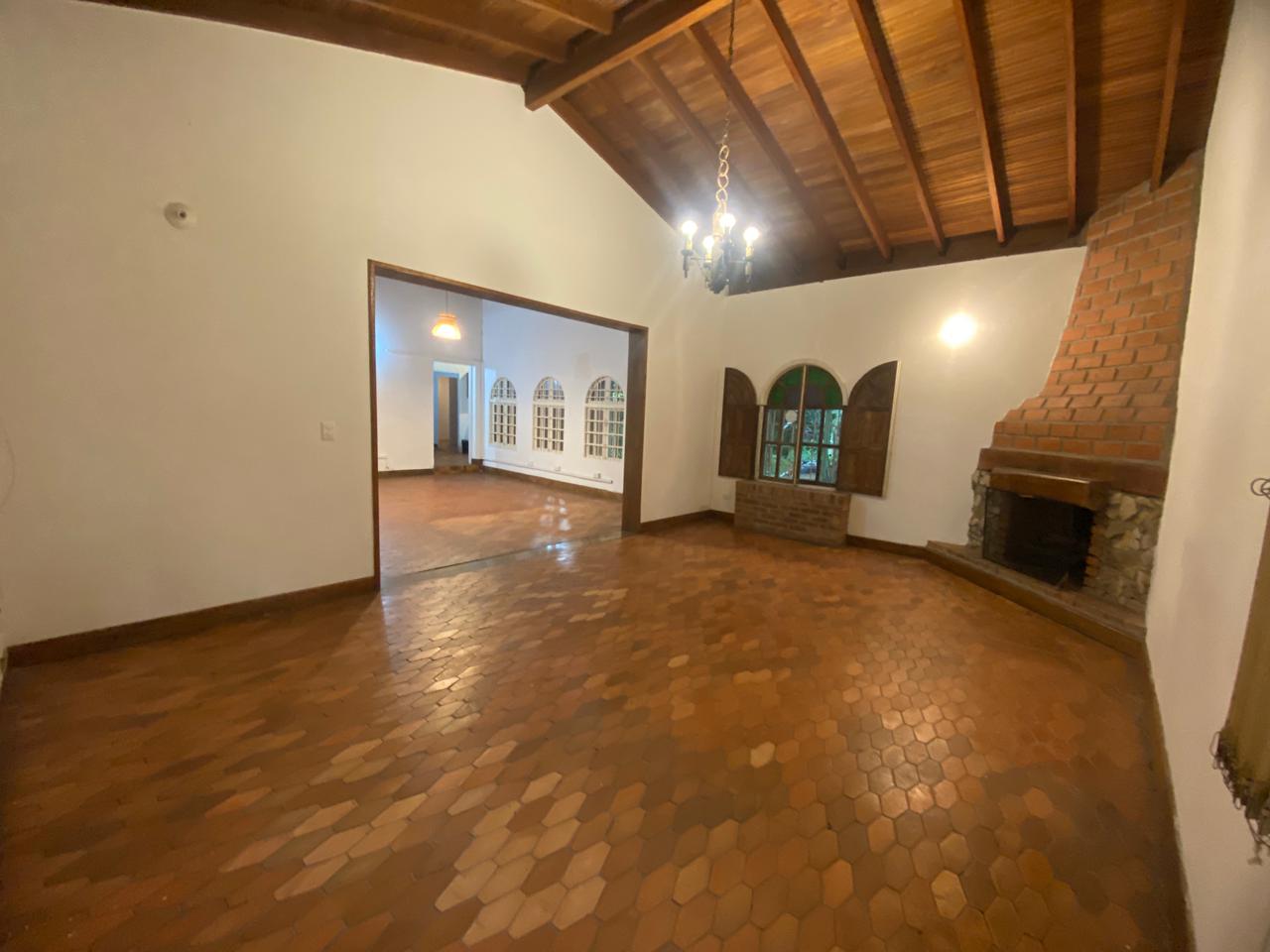 Se Arrienda Casa En El Poblado La Linde