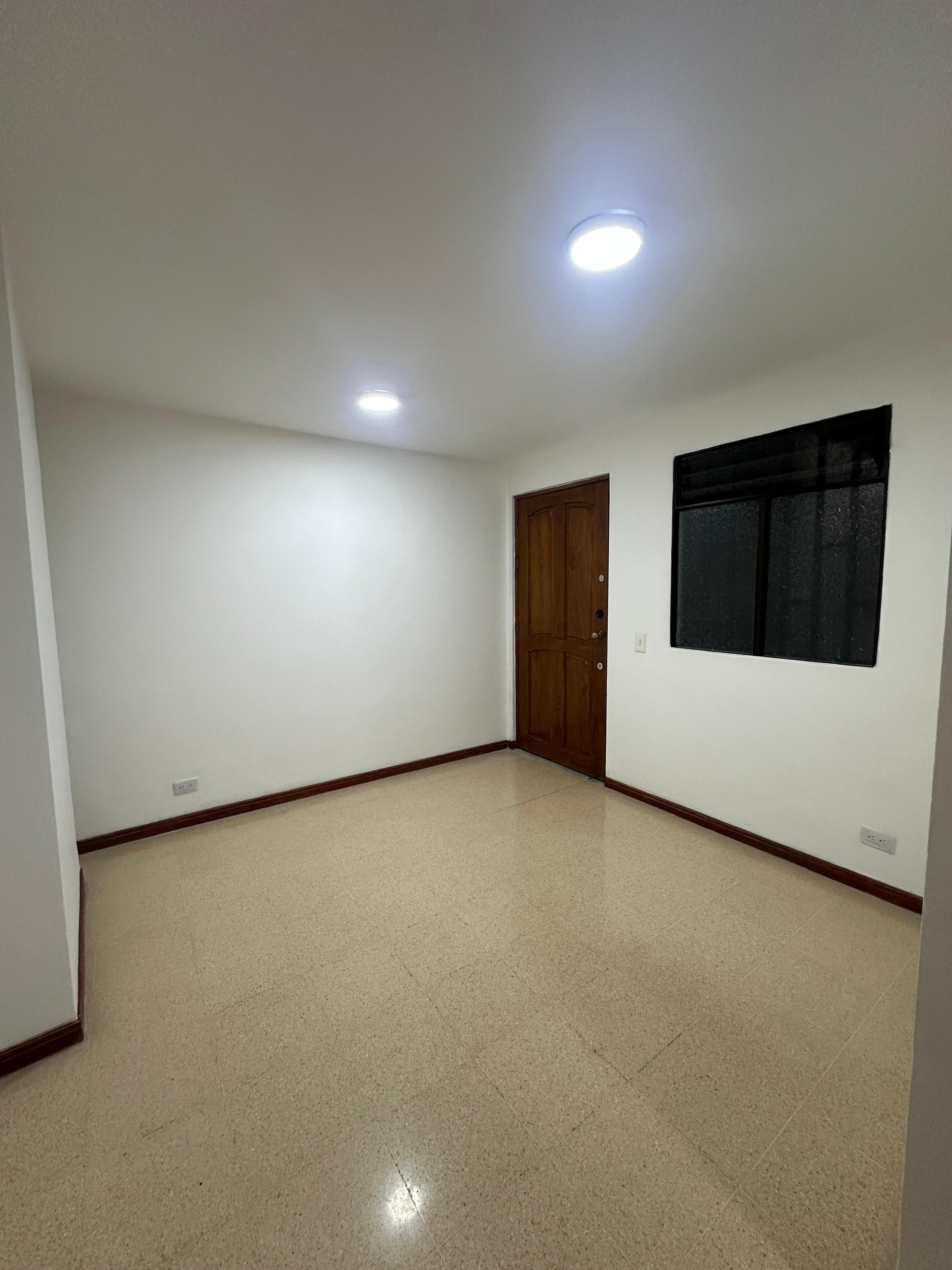 Se Arrienda Aparta Estudio Laureles San Joaquín, Medellín