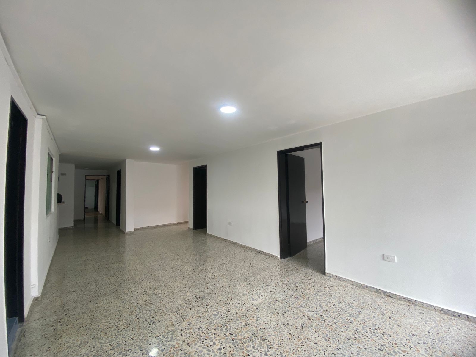 Amplia Casa Para Arriendo en Robledo, Pilarica