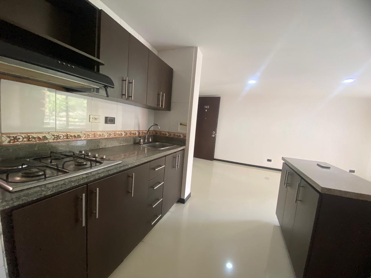 Moderno Apartamento para Arriendo en Robledo, Pilarica