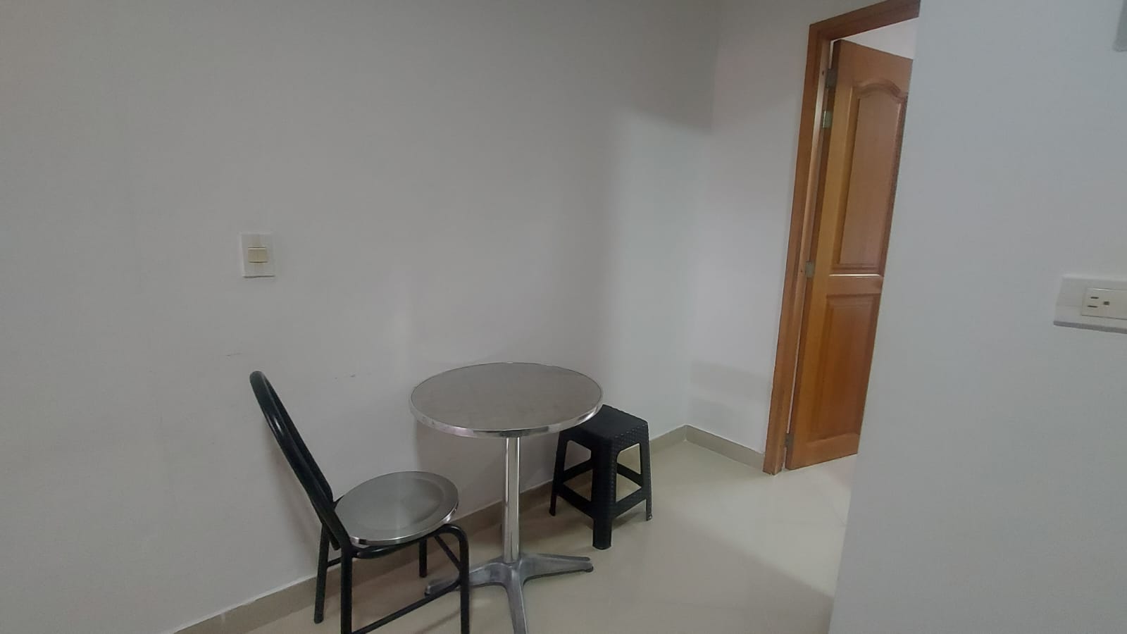 Apartaestudios para Arriendo con Servicios Incluidos en Suramericana