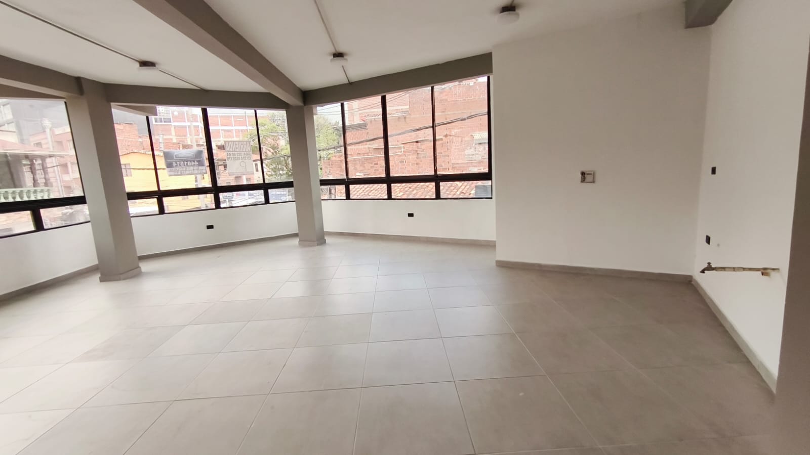 Se Arrienda Local en el Centro de Bello, Antioquia