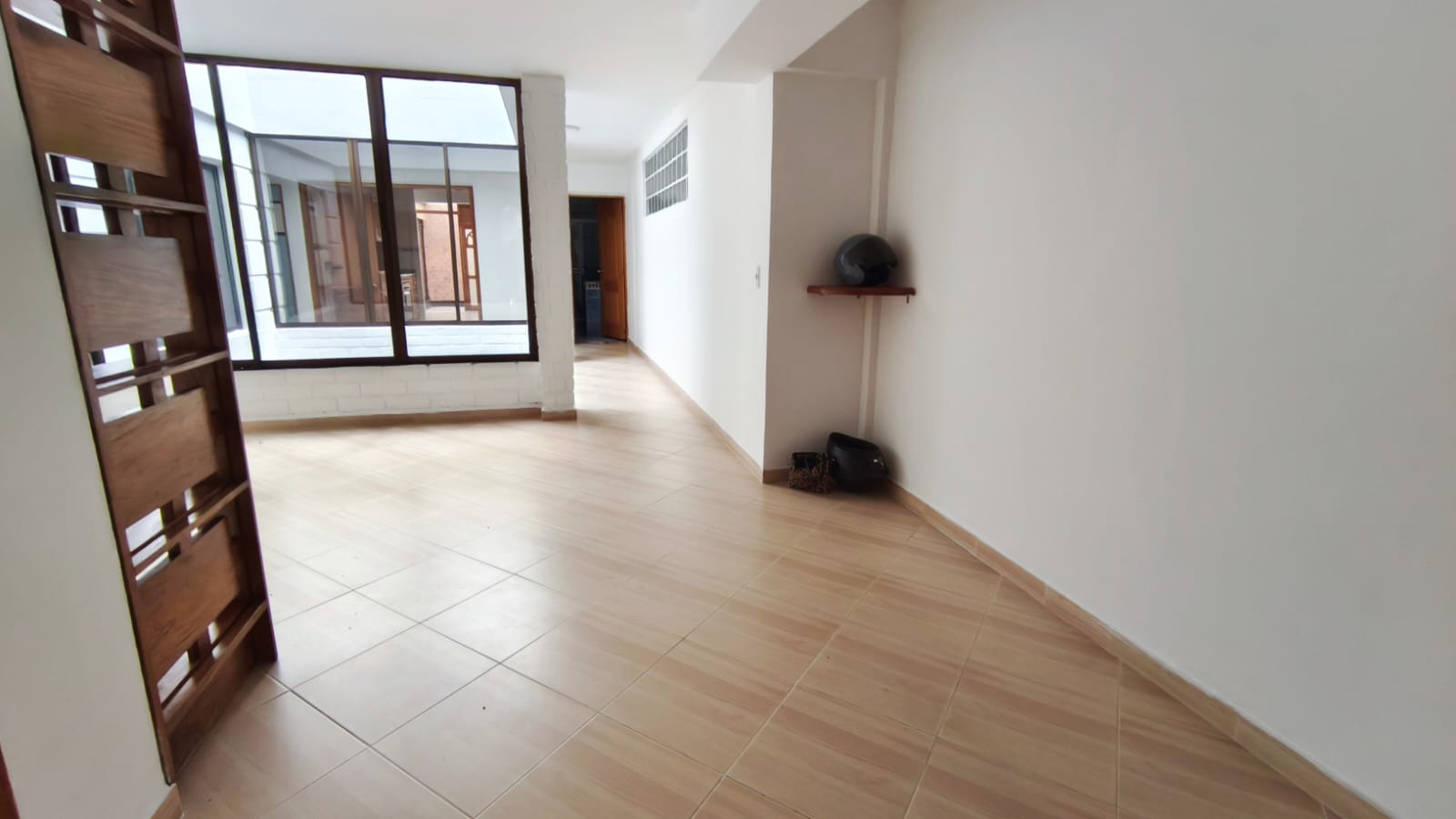Se Arrienda Casa en Primer Piso en la Castellana, Medellín