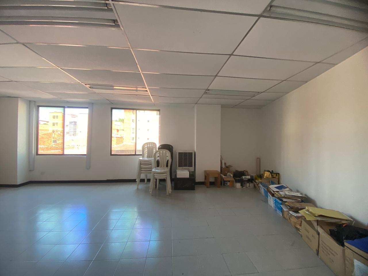 Cómoda Oficina en Arriendo en Laureles, Medellín