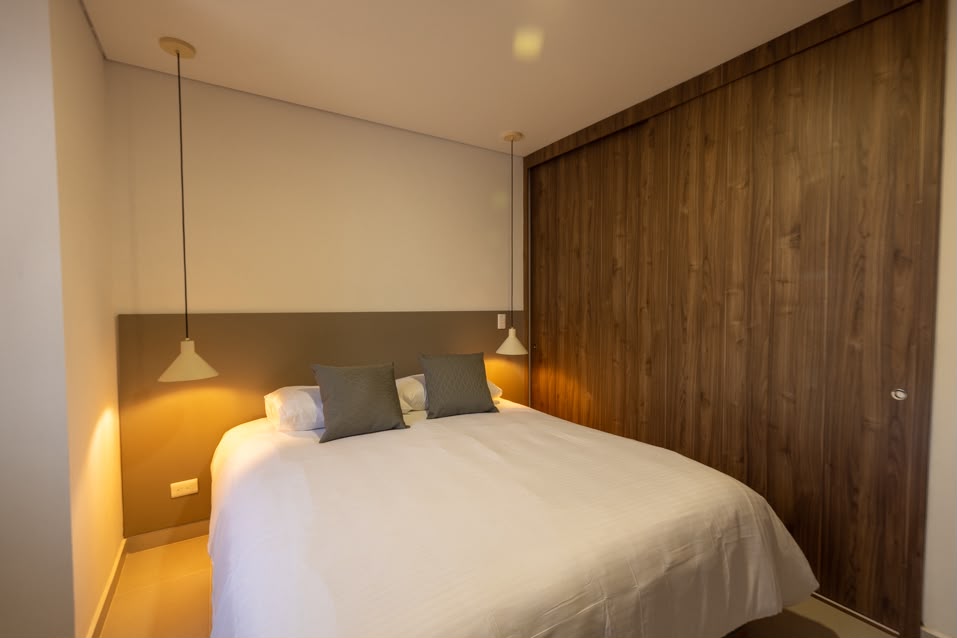 Apartamento de Lujo Amoblado para Venta en Laureles, Estadio