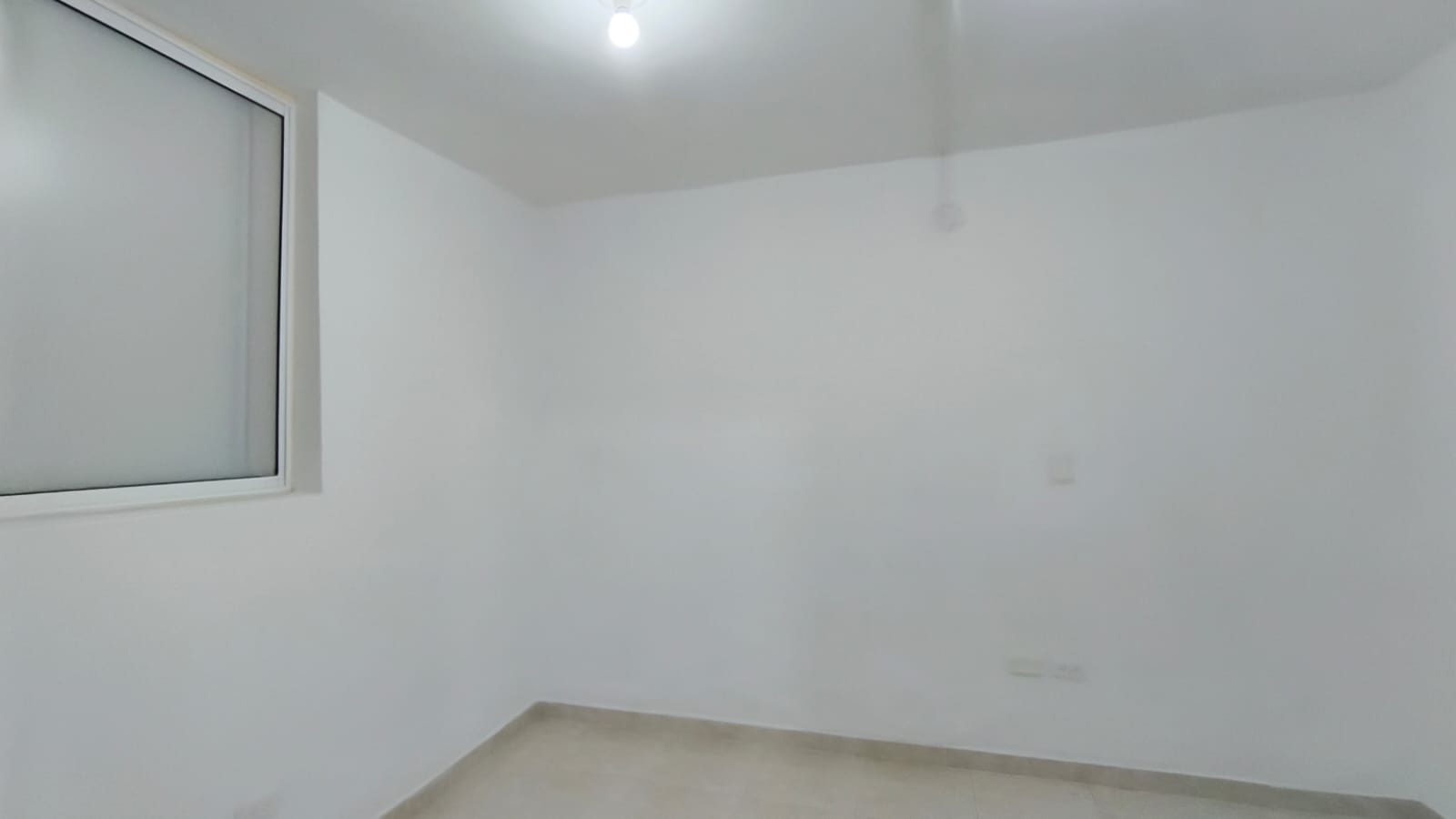 Se Arrienda Apartamento en Primer Piso, en Laureles, Medellín