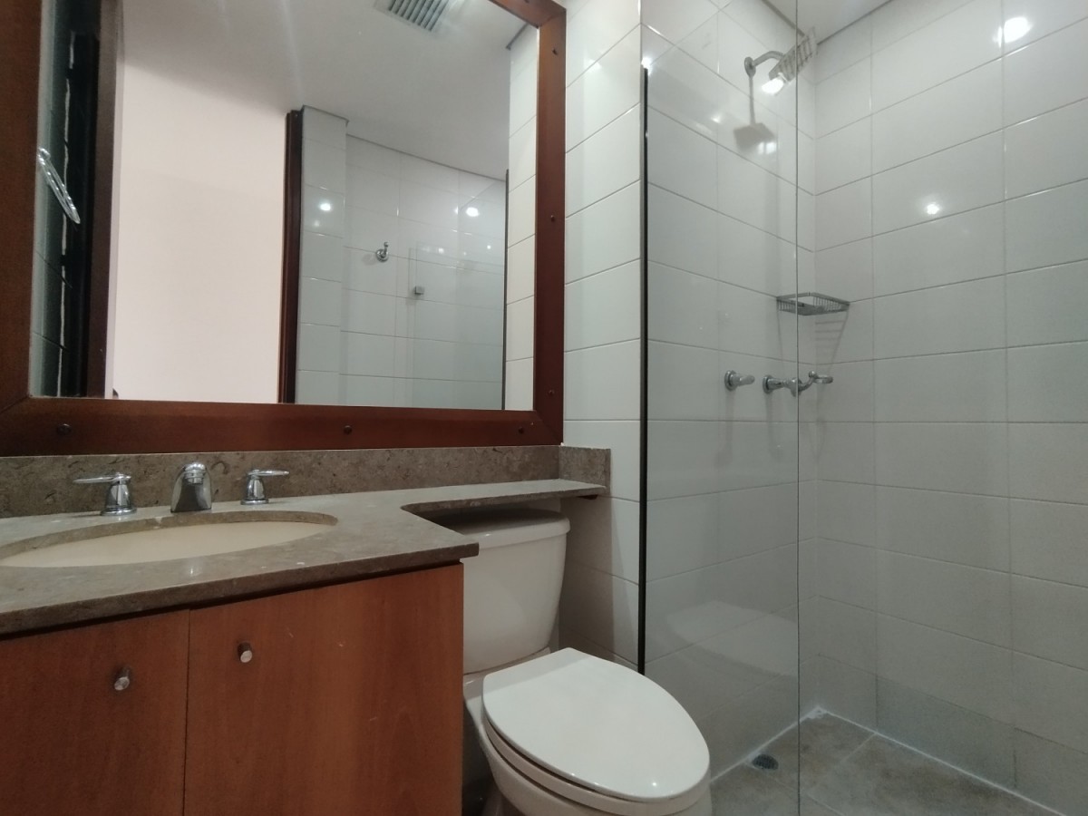 Se Arrienda Apartamento en los Balsos, El Poblado, Medellín