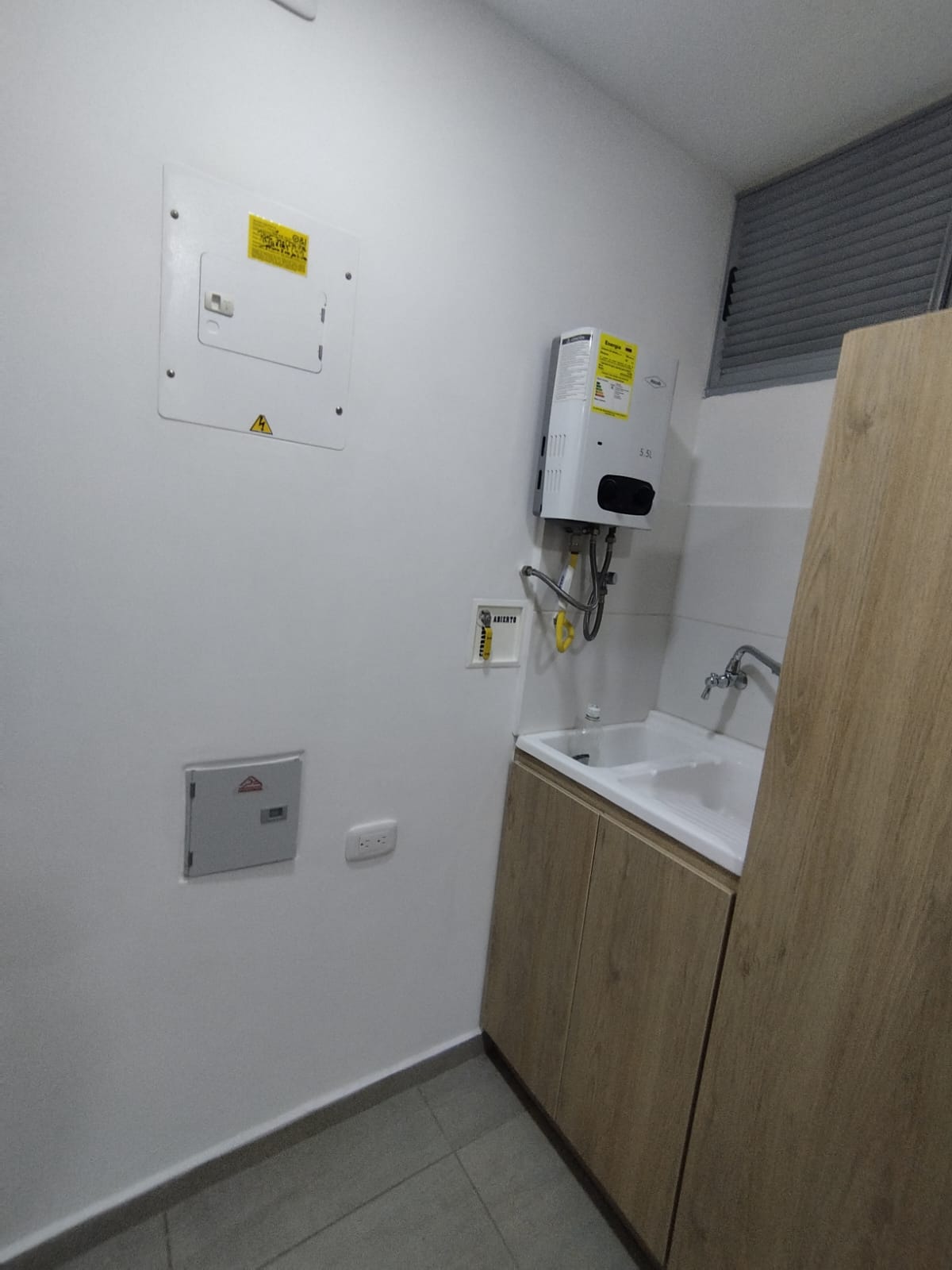 SE ARRIENDA APARTAMENTO EN SECTOR PILARICA, MEDELLÍN