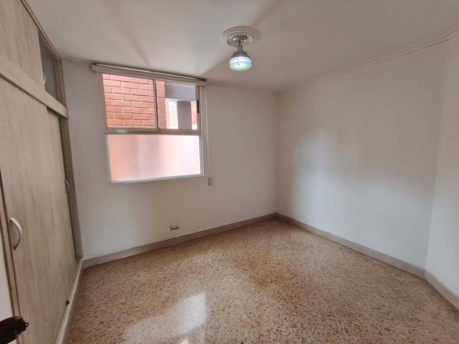 Se Arrienda Apartamento en el Laureles, Medellín