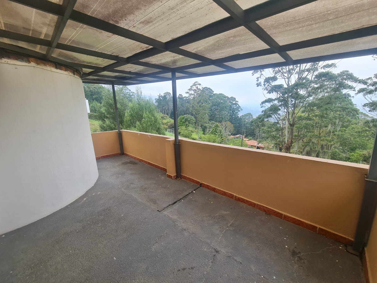 Se Arrienda Casa Campestre en el Poblado, Medellín