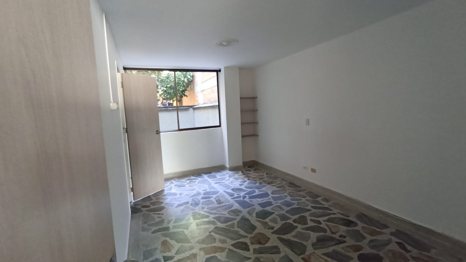 Se Vende Apartamento En Pilarica, Medellin