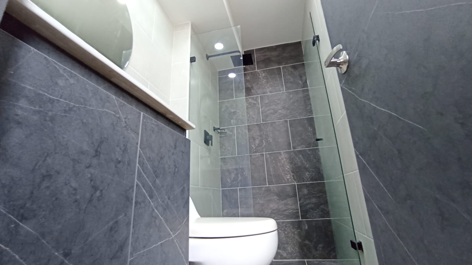 Se Arrienda Apartamento en Amazonia, Bello, Antoquia