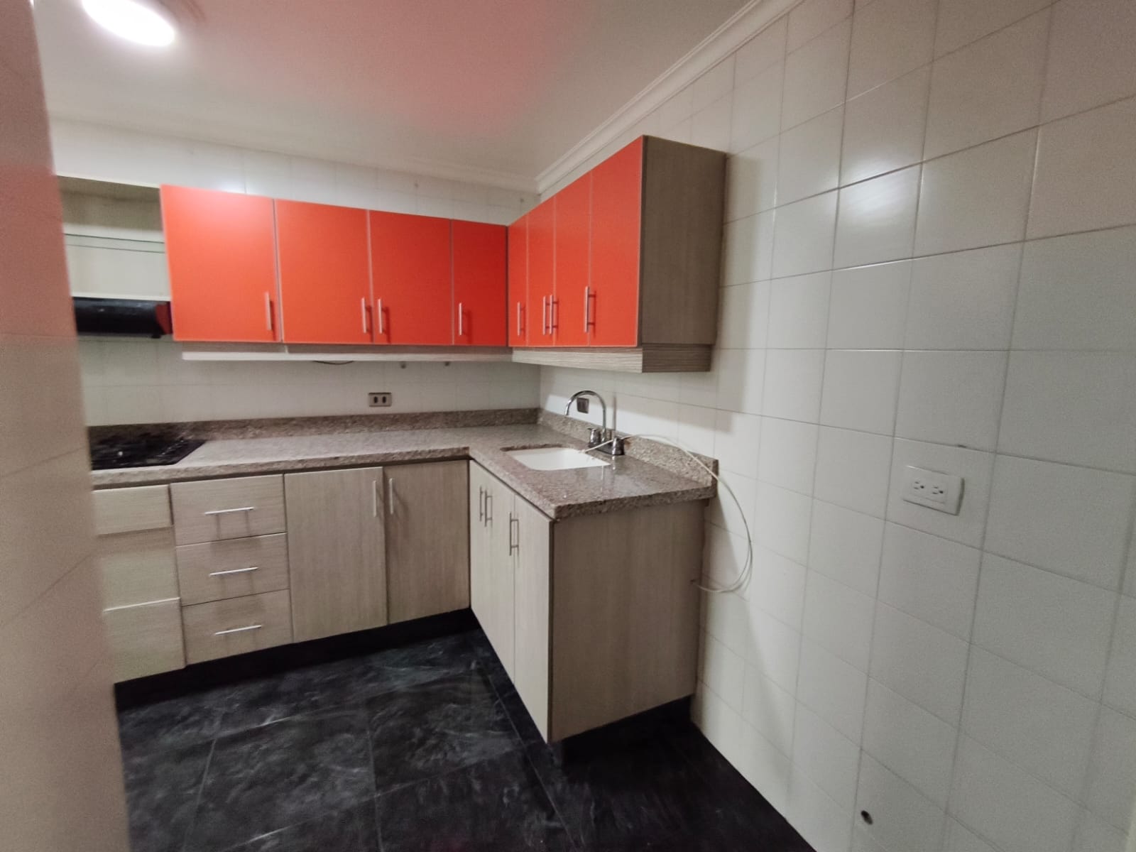 Se Arrienda Apartamento en el Laureles, Medellín