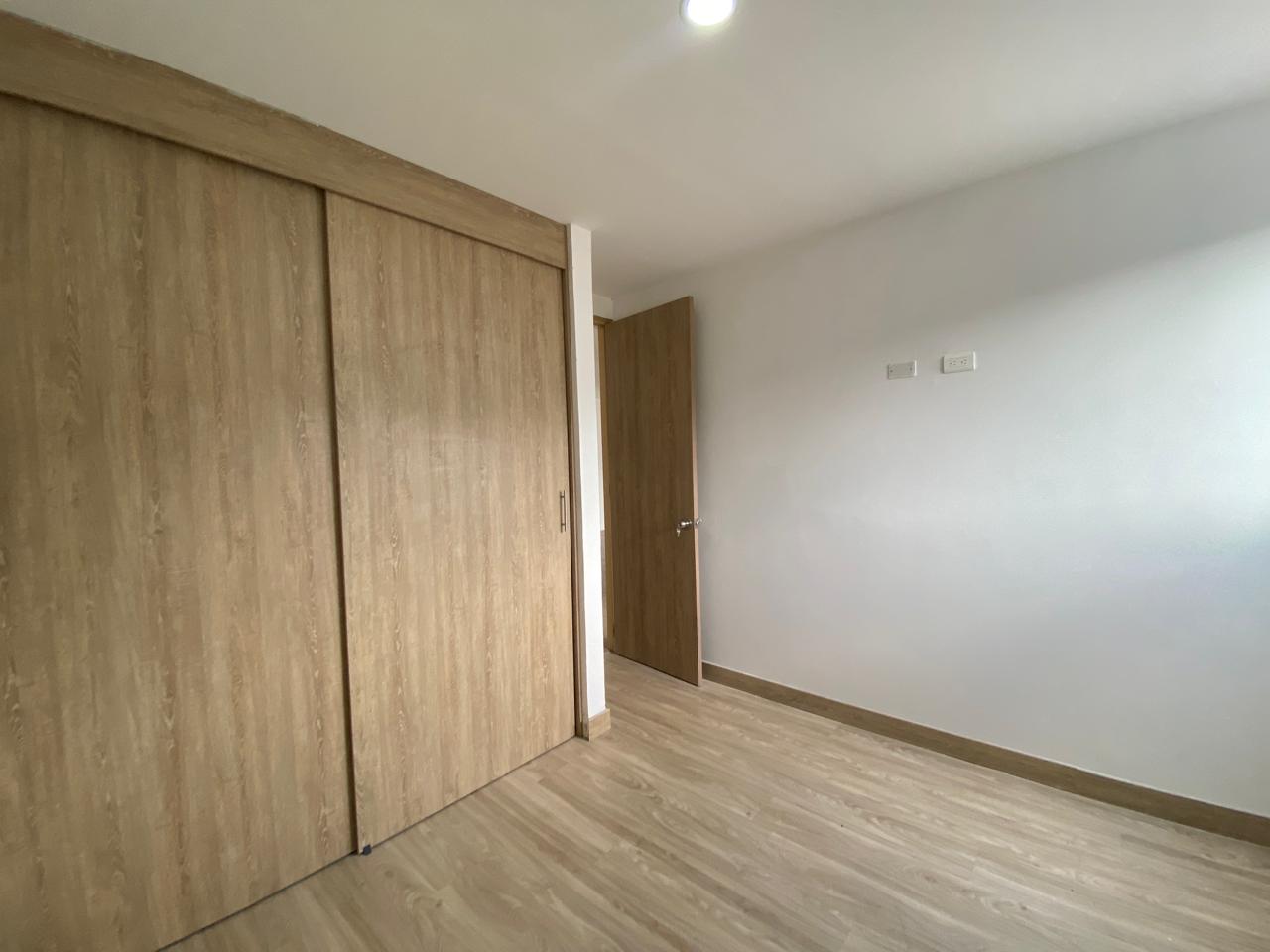 Amplio Apartamento para Arriendo en Sabaneta, Medellín