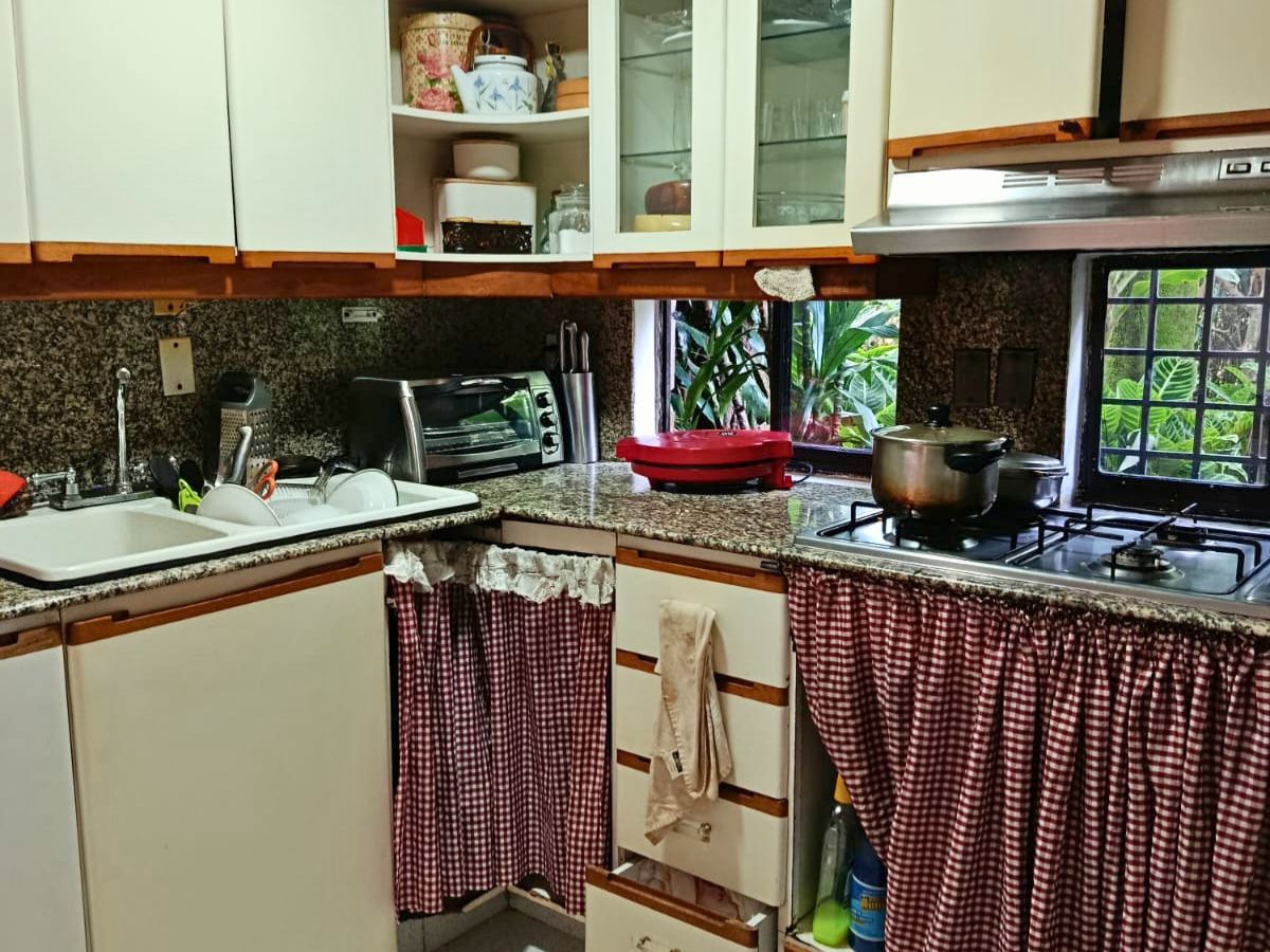 Casa en Venta en Loma de Las Brujas, Envigado – Ubicación Privilegiada