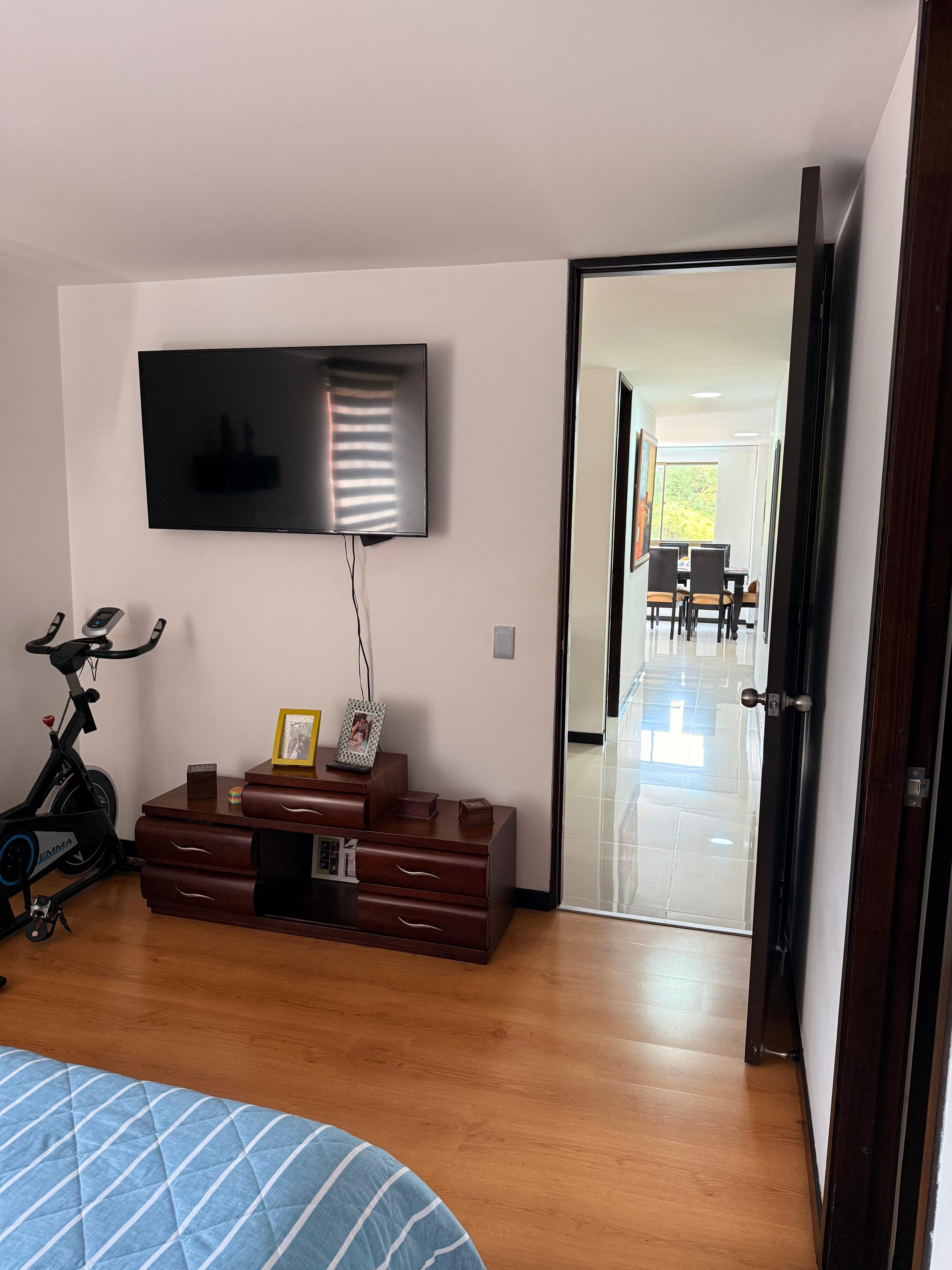 Amplio Apartamento para la Venta en Robledo, Pilarica