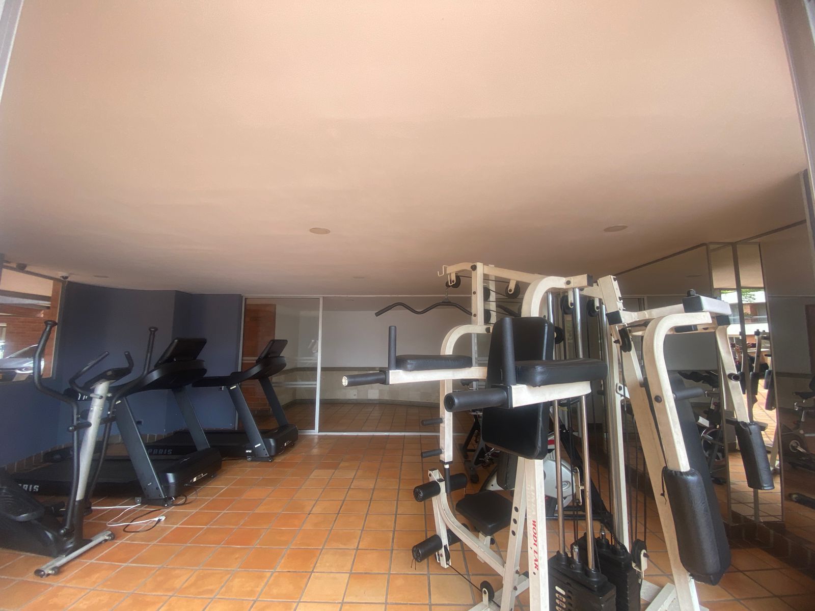 Apartamento con Excelentes Acabados para Arriendo en Poblado, Medellín