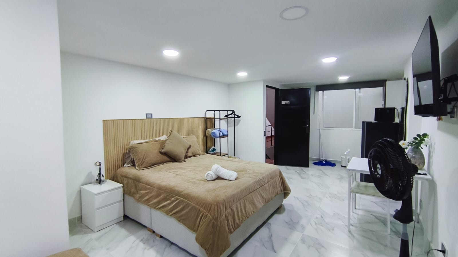 Se Arrienda Apartaestudio Amoblado, en San Javier, Medellín