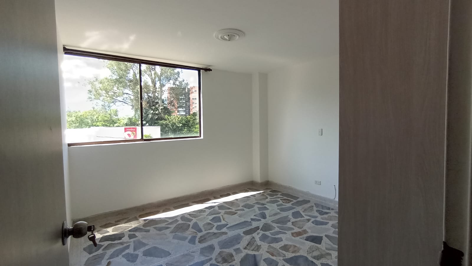 Se Vende Apartamento En Pilarica, Medellin