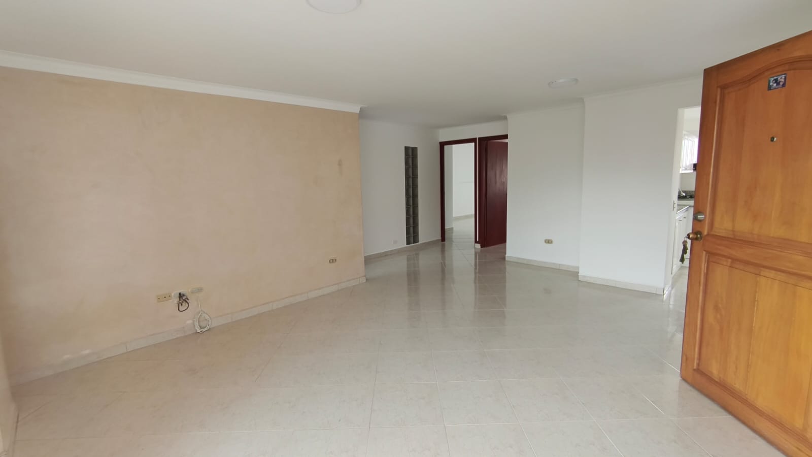 Se Arrienda Apartamento en los Colores, Medellín