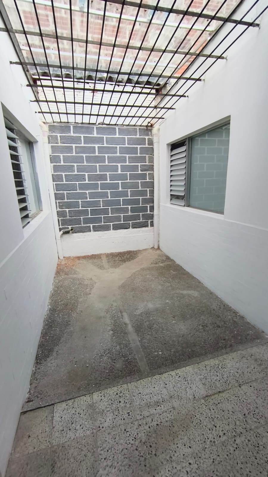 Se  Arrienda Casa Comercial en el Velodrómo,Medellín