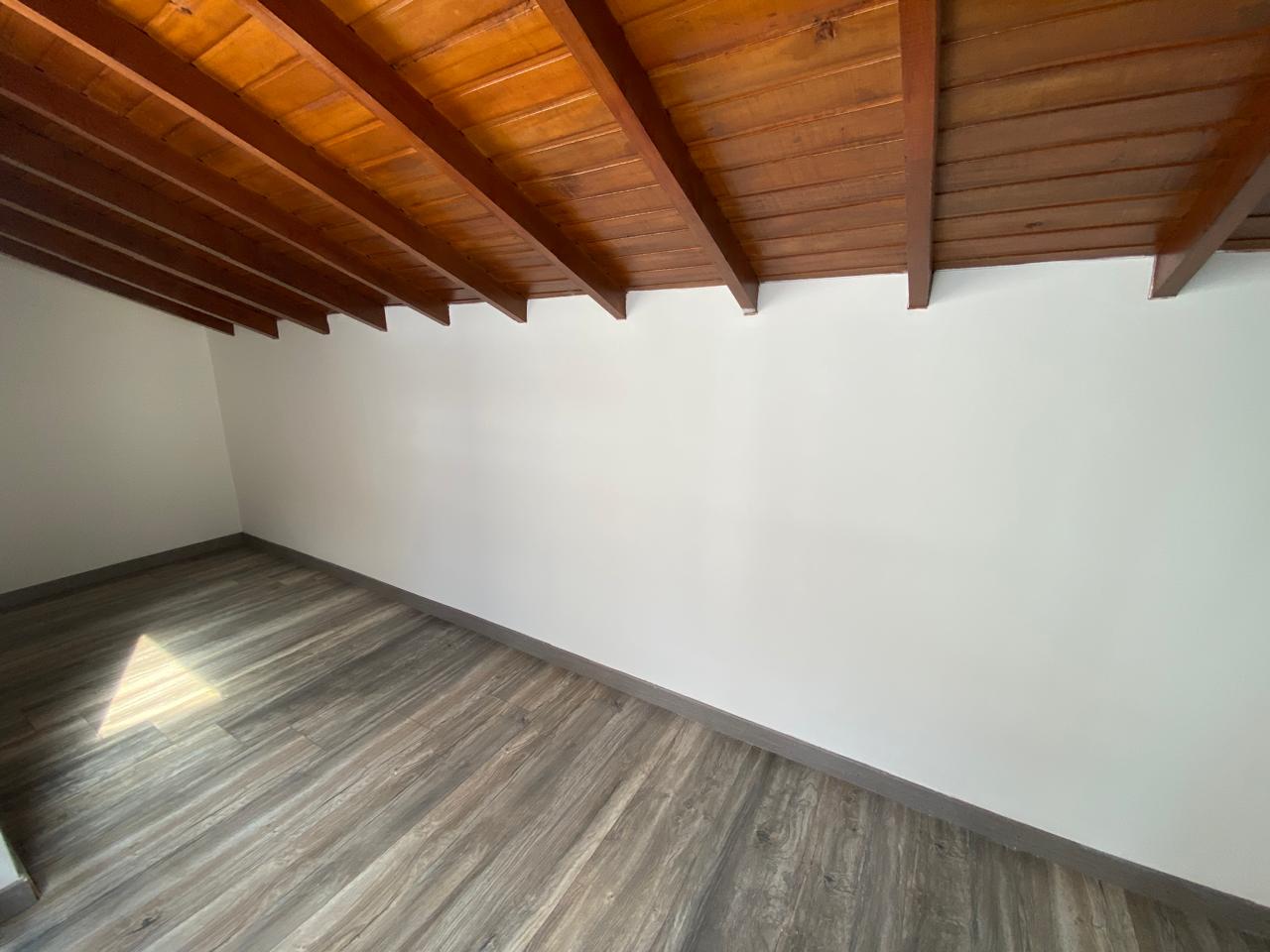 Penthouse Moderno para Arriendo en Laureles, Medellín