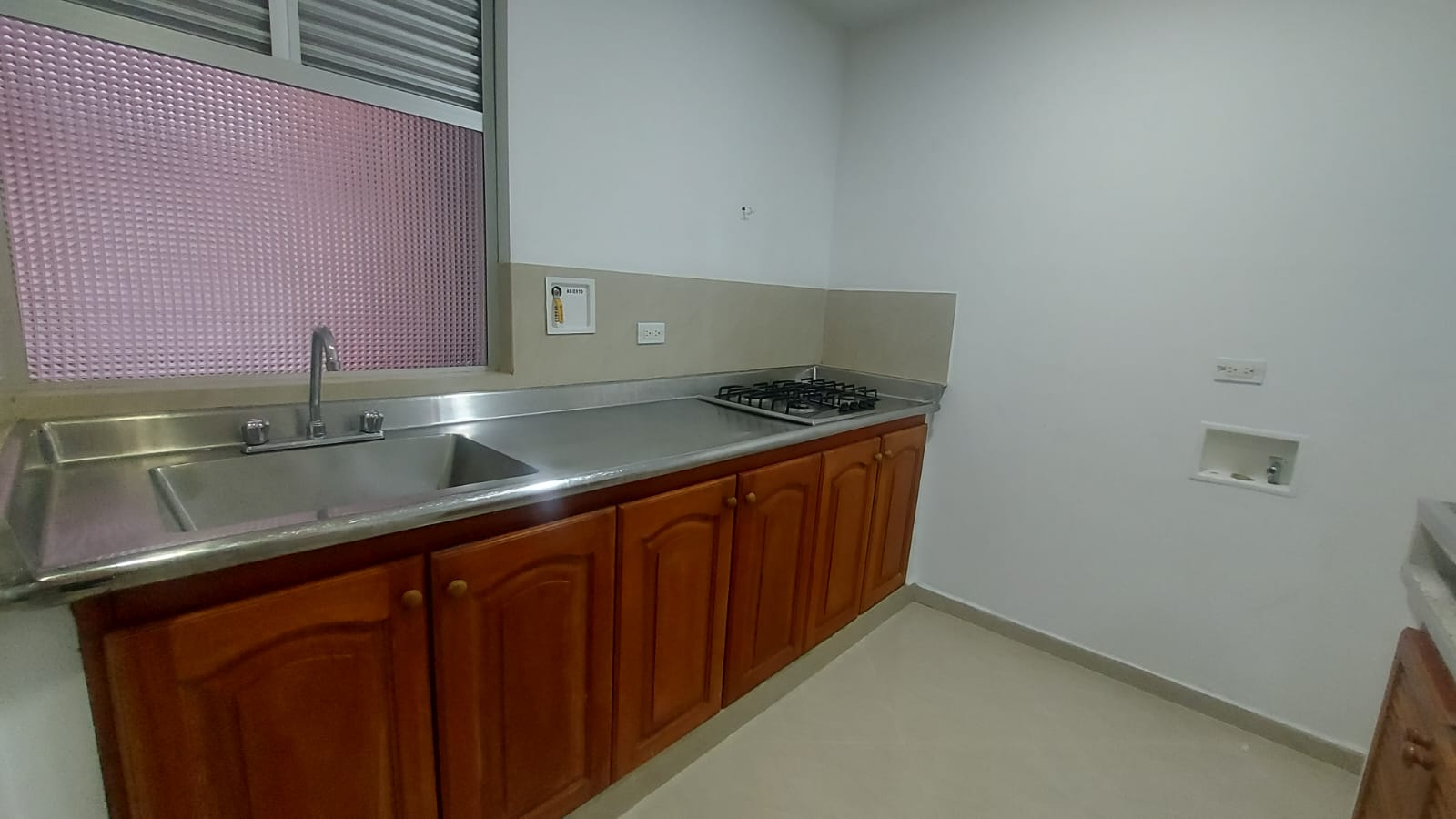 Apartaestudios para Arriendo con Servicios Incluidos en Suramericana