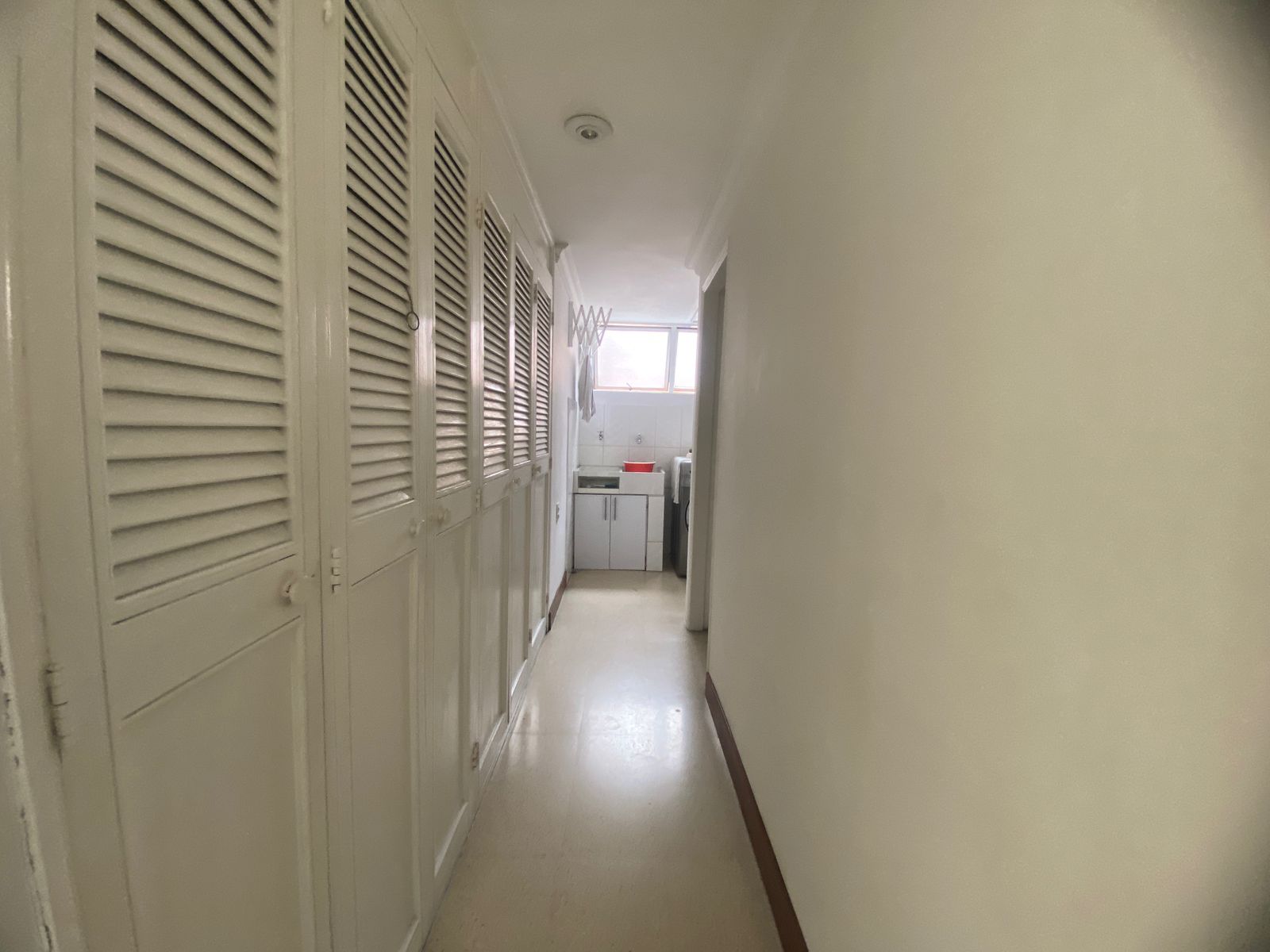 Se Arrienda Apartamento Amplio en Laureles Medellín
