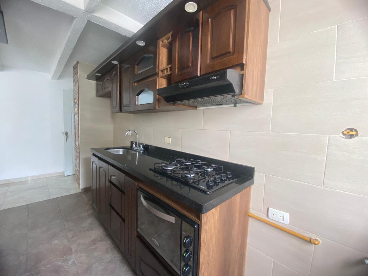 Se Arrienda Amplio e Iliminado Apartamento en Madera, Bello