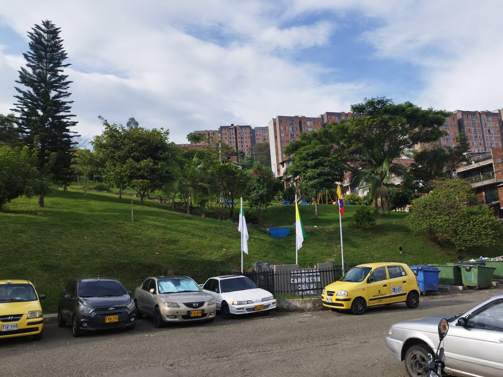 Se Arrienda Casa Unifamiliar en Robledo Santa Maria, Medellín