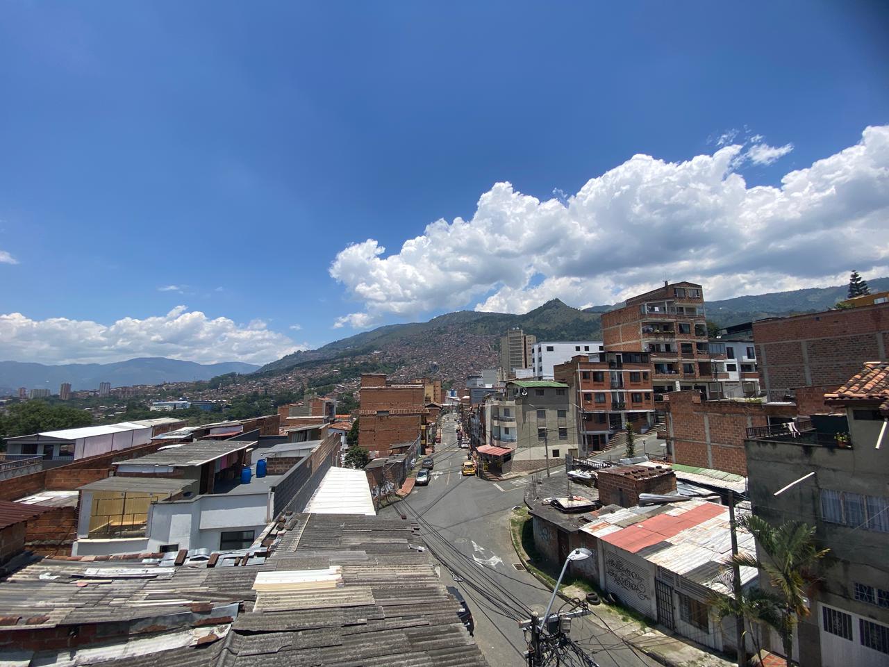 Amplia Casa para Arriendo en Buenos Aires, Medellín