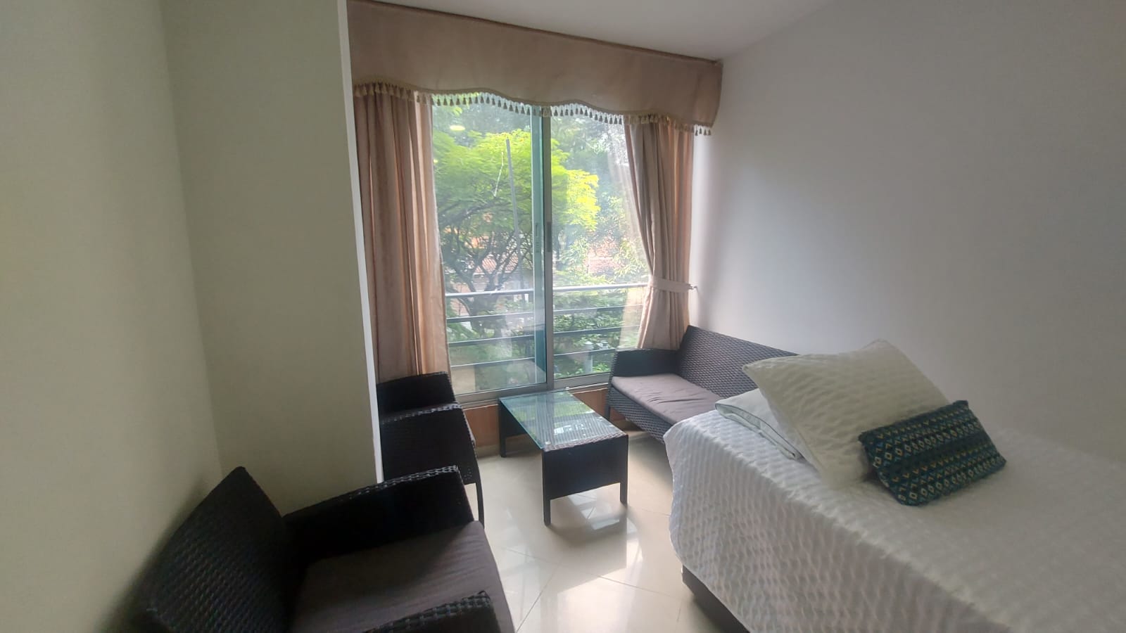 Apartaestudios para Arriendo con Servicios Incluidos en Suramericana