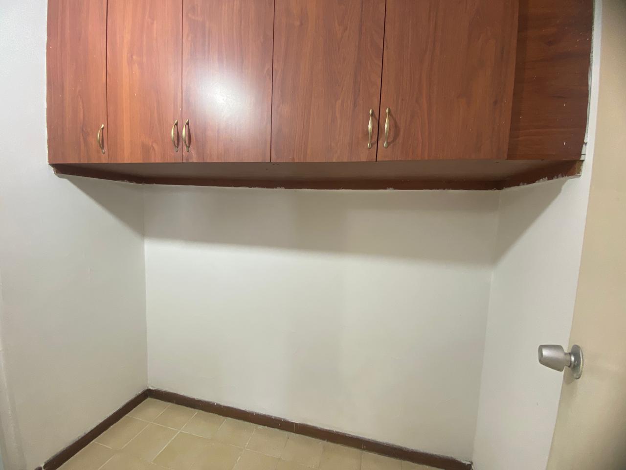 Iluminado Apartamento para Arriendo en Calasanz, Medellín