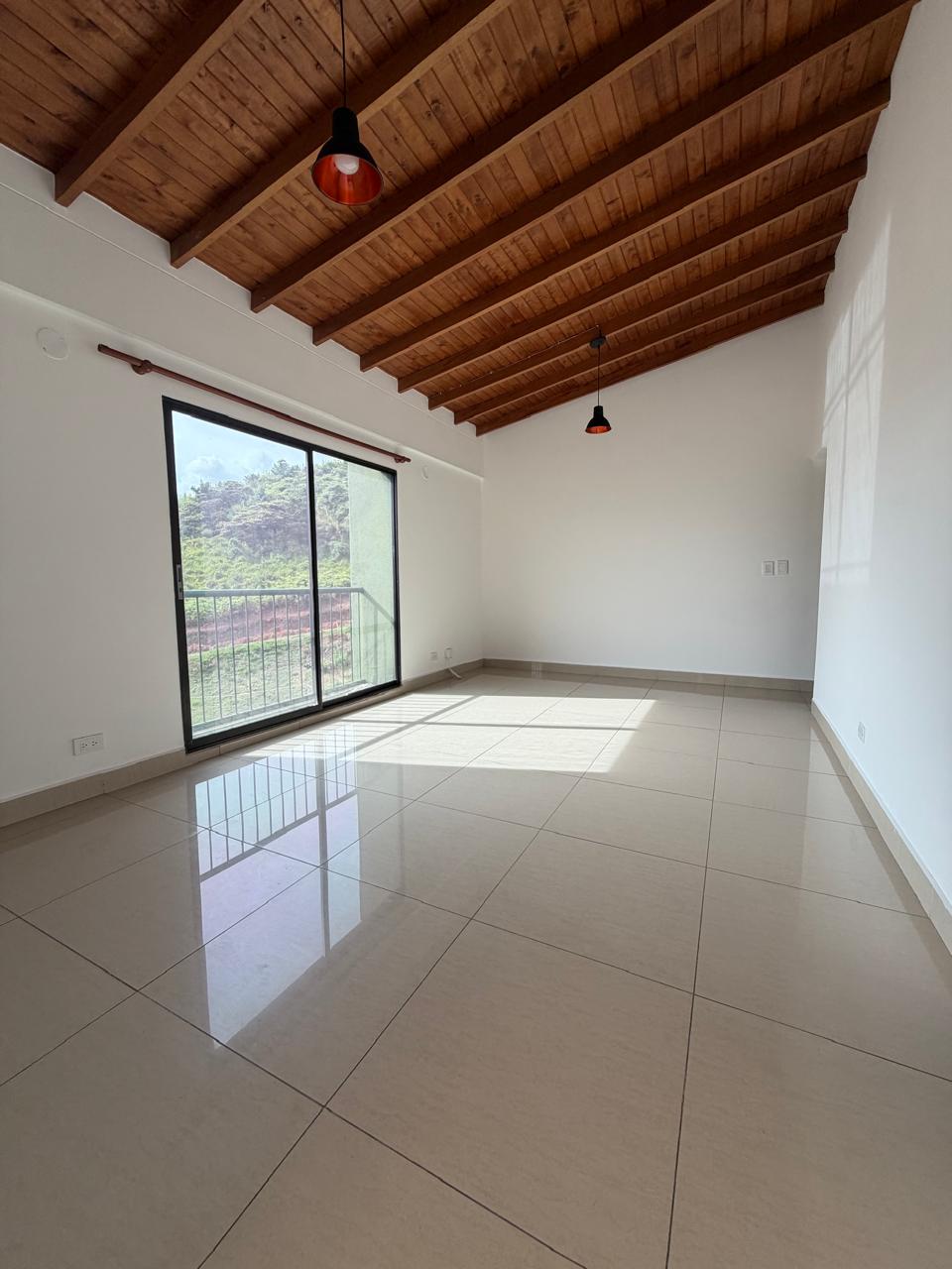 Se Arrienda Apartamento en Laureles La Castellana Medellín