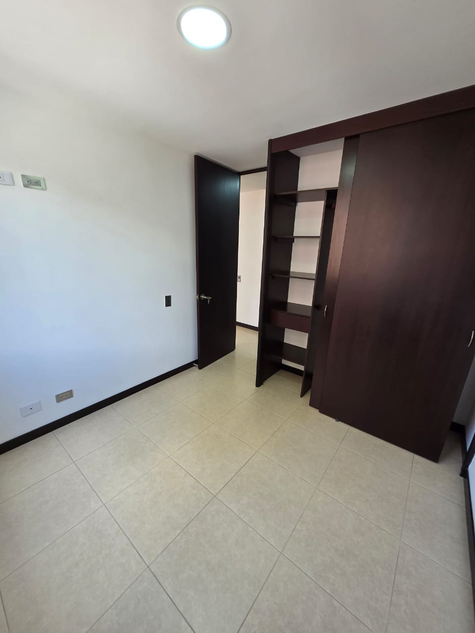 Se Arrienda Apartamento En La Loma Del Indio, Medellin